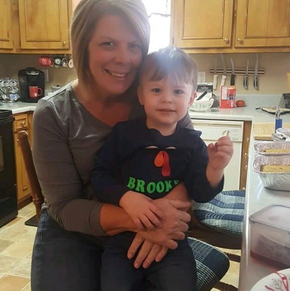 Meet your Posher, Luanne - Picture 1 of 1